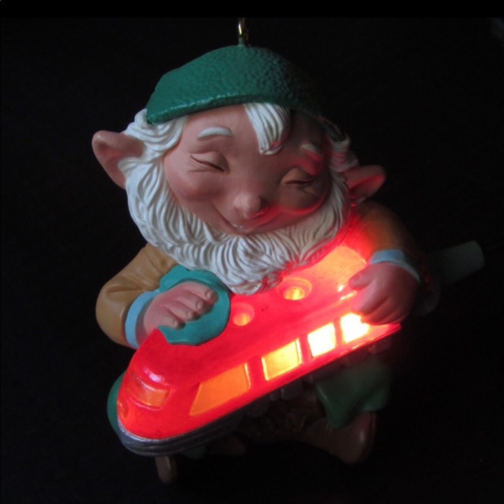 Hallmark Elvin Trainmaster Lightup Ornament *inbox